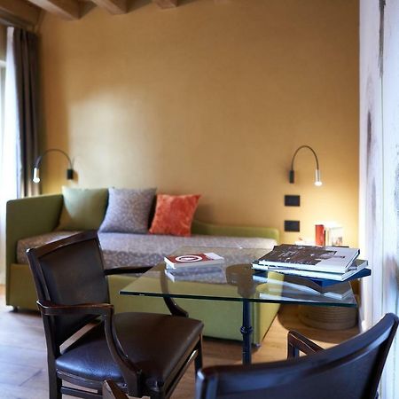 Locanda Delle Mercanzie Brescia Exteriör bild