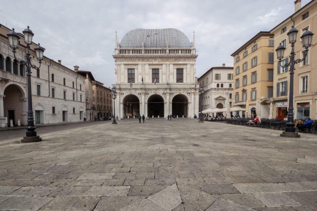 Locanda Delle Mercanzie Brescia Exteriör bild