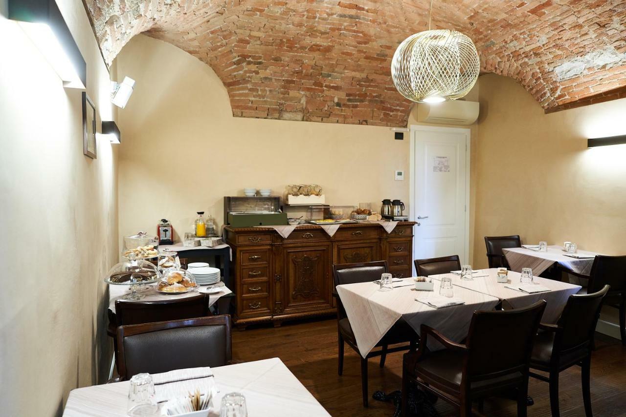 Locanda Delle Mercanzie Brescia Exteriör bild