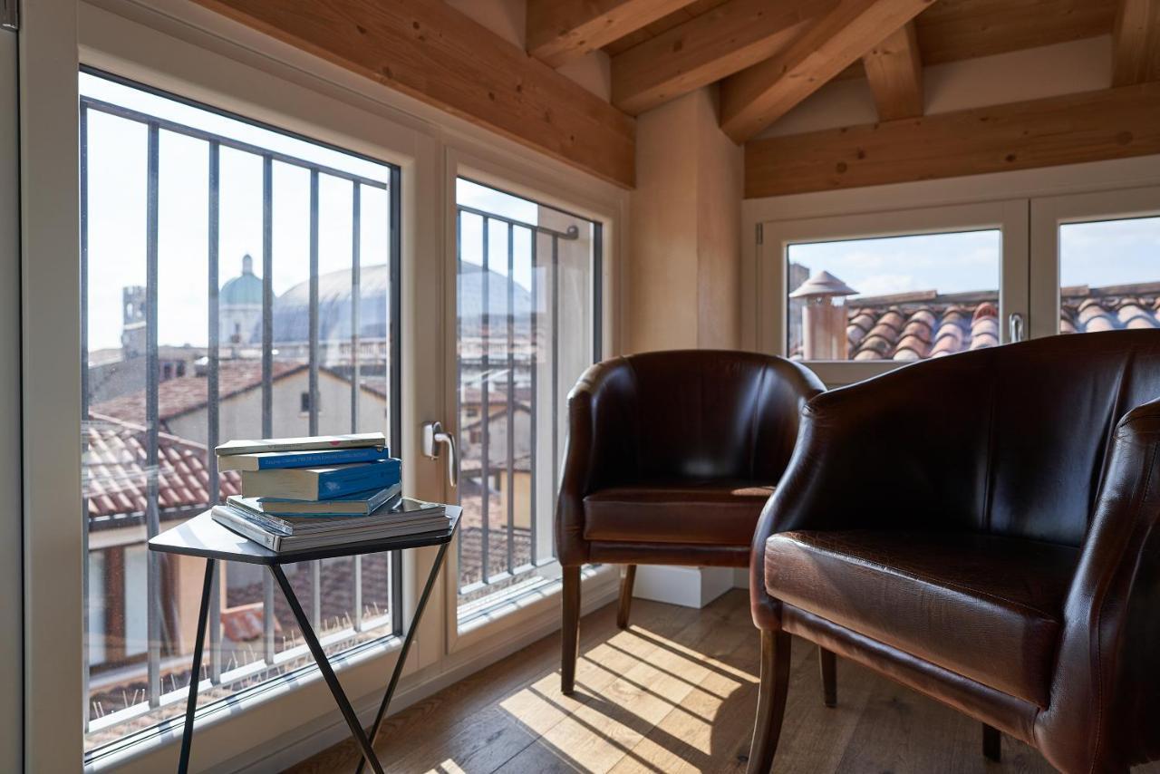 Locanda Delle Mercanzie Brescia Exteriör bild